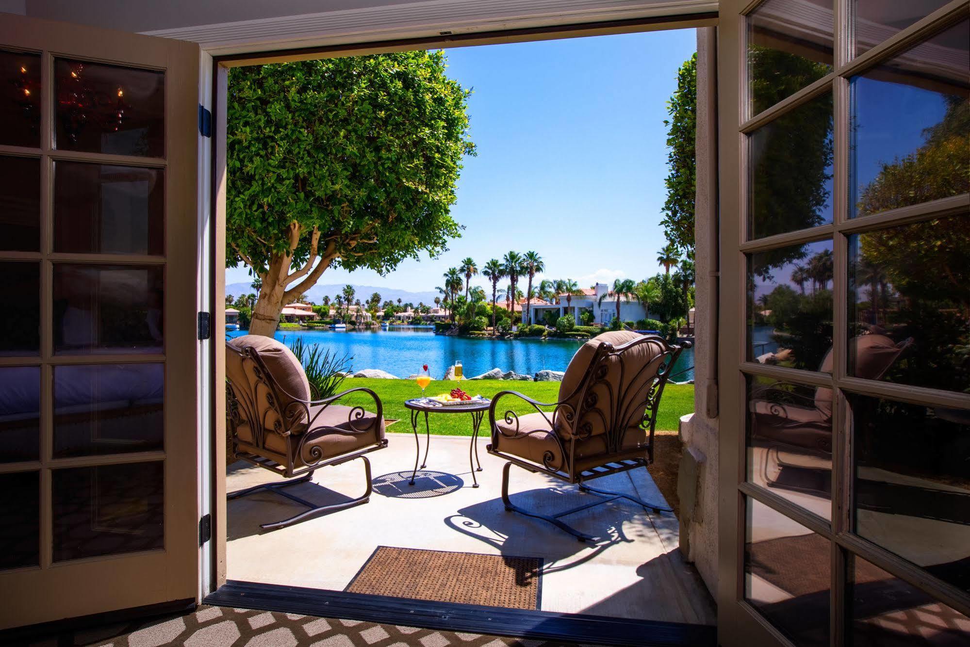 The Chateau at Lake La Quinta Bagian luar foto